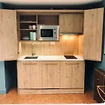 Stylish Notting Hill Air Conditioned Studio