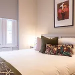 Two Bedroom Luxe City View Near To Kings Cross Station
