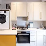 Two Bedroom Luxe City View Near To Kings Cross Station