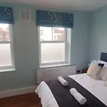 Charming Flat Near Shoreditch