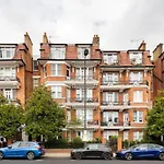 Luxury Specious Room In Central London