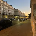 27 Queens Gate