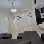 Eastend Apartments