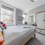 Number 27 Guesthouse