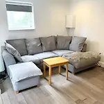 Modern 1 Bedroom Flat Close To Vauxhall