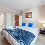 The Mayfair Large Snug