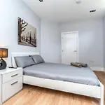 Modern Apartment In East London