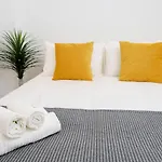 Cosy Studio Near Stratford, O2 And Canary Wharf