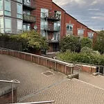 Spacious 1 Bedroom Rental Unit In West London