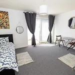 Nice Rooms In Mile End