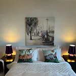 Cozycomfy Luxury Apartment