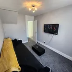 Comfy 1 Bedroom Flat