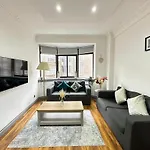Stylish 1-Bedroom And Living Room Apartment In Central London