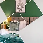 2Bed1Bath Entire House In The Heart Of Camden Town