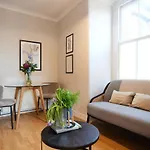 The Leyton Midland Crib - Cozy 2Bdr Flat With Study Room + Garden