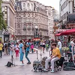 Chic Studio In Leicester Sqaure!