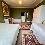 Saint Gabriel\'S Road Guesthouse