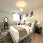 Amazing View 2 Bedroom In Abbey Road