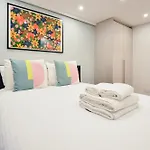 Earls Court East Serviced Apartments By Stayprime