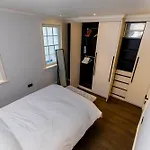 Entire Knightsbridge Mews House