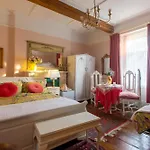 Dawson Place, Juliette\'S Bed And Breakfast