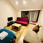 London Mackenzie Suites