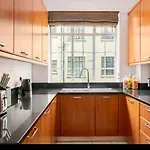 Luxury 4 Bed Knights Bridge