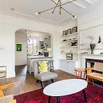 Stunning Maida Vale Apartment