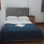 31 Dudly Court