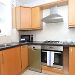 2 Bedroom Apartment In Waterloo Central London