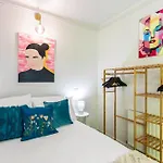 Stylish Highgate Haven Apartment