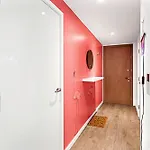 Stylish Flat In Battersea Reach