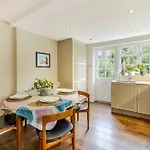 Peaceful Multilevel 2Br Flat With Garden In Fulham