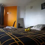 Chelsea - Orange Apartment - Central London