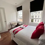 Luxury 2 Double Bedroom Flat - Kensington London