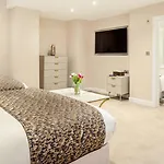Reem Hotel