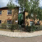 London Retreat At Hindsley\'S Place