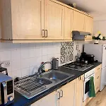 Cozy 1 Bed Apartment Hackney Central