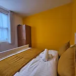 Apartment Close To City