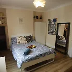 Cosy Camden 2 Bedroom Apartment With Terrace