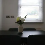 2 Bedroom Modern, Simple Flat In Broadway Market
