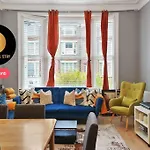 2 Bed Apt 5 Beds By Sensational Stay