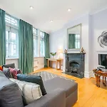 Nelson\'S Pad - Trafalgar Square - By Frankie Says