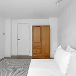 City Relay Belgravia Apartment 23
