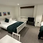 London Regent Studio Apartments