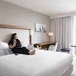 Courtyard By Marriott London City Airport