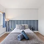 Sleep 6 Close To City Centre