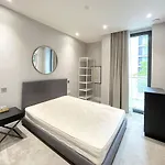 Luxury Property Close To Liverpool Street