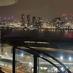 Luxury 1 Bedroom Apartment In London