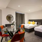 Imperial Court Suites